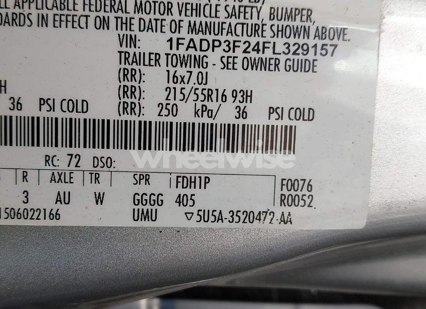 Photo 9 of 2015 Ford Focus SE (VIN 1FADP3F24FL329157)