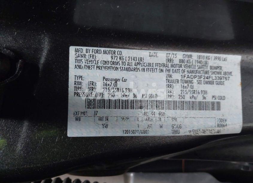 Photo 9 of 2015 Ford Focus SE (VIN 1FADP3F24FL339767)