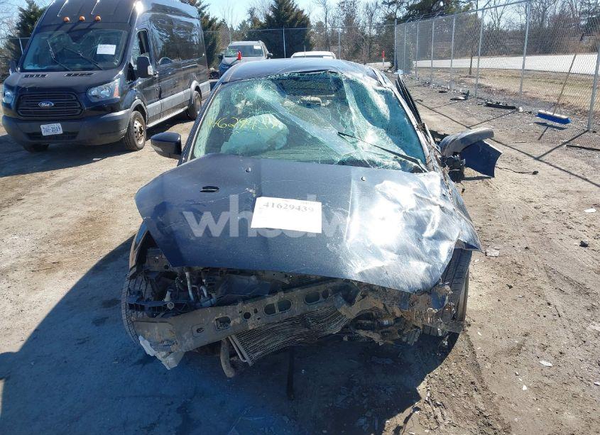 Photo 13 of 2015 Ford Focus SE (VIN 1FADP3F24FL346749)