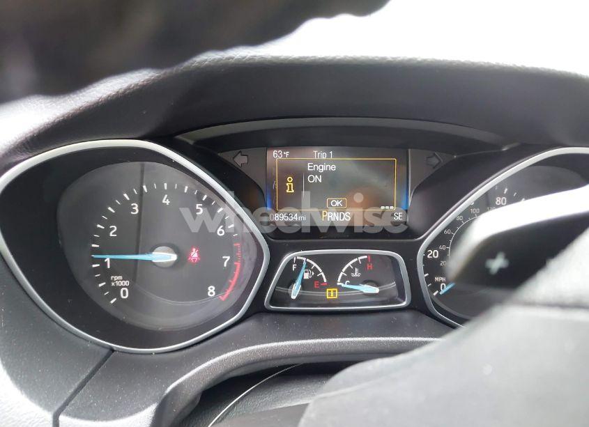 Photo 7 of 2015 Ford Focus SE (VIN 1FADP3F24FL349439)