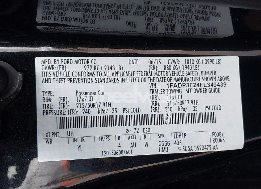 Photo 9 of 2015 Ford Focus SE (VIN 1FADP3F24FL349439)