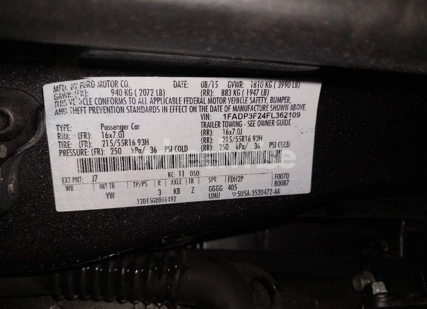 Photo 9 of 2015 Ford Focus SE (VIN 1FADP3F24FL362109)