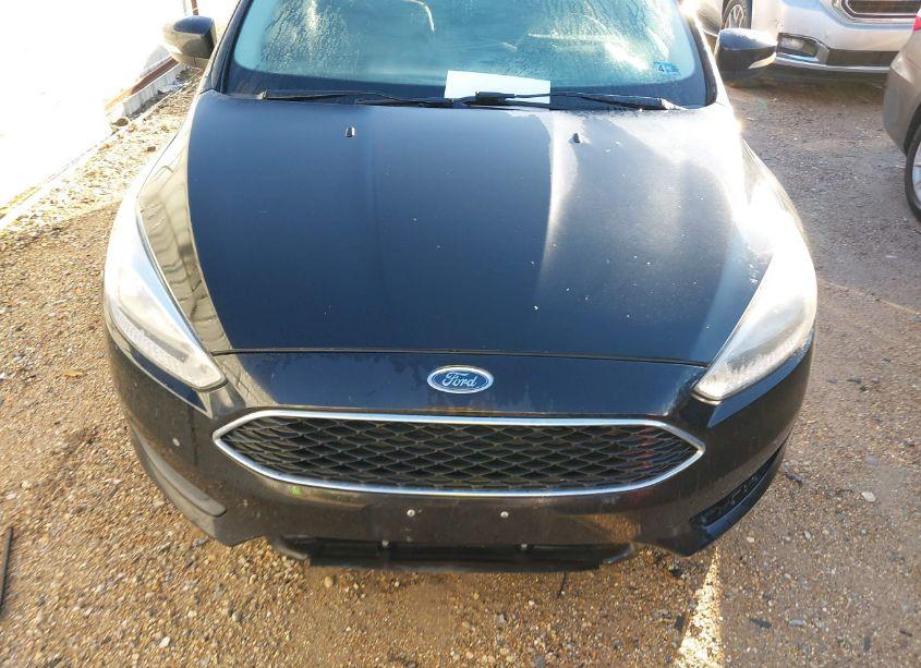 Photo 12 of 2015 Ford Focus SE (VIN 1FADP3F24FL366502)