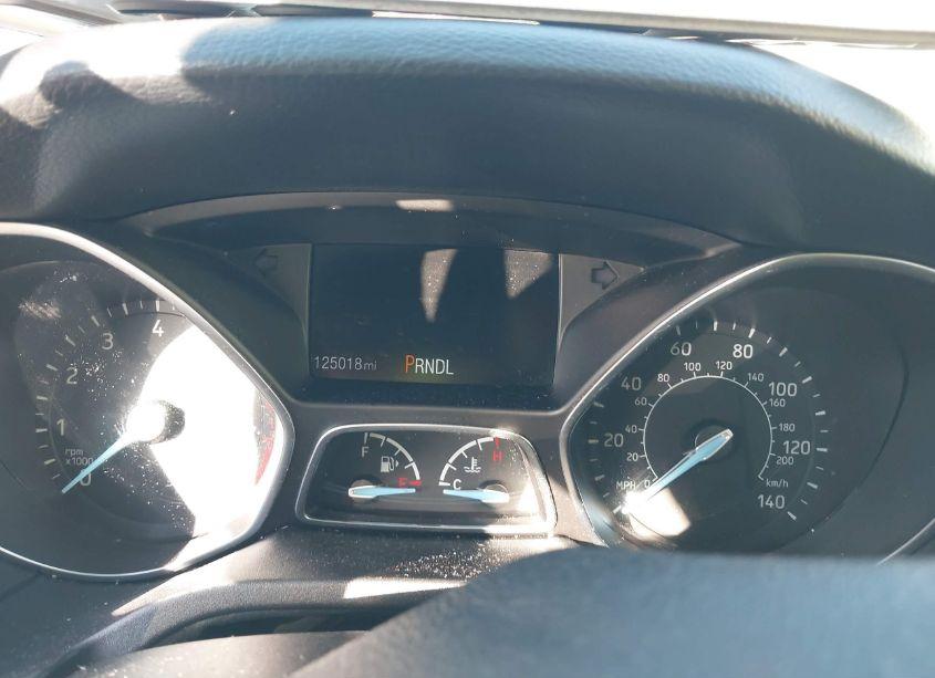 Photo 7 of 2015 Ford Focus SE (VIN 1FADP3F24FL366502)