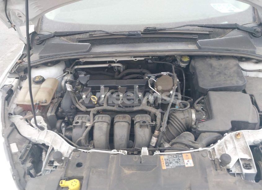 Photo 10 of 2016 Ford Focus SE (VIN 1FADP3F24GL255000)