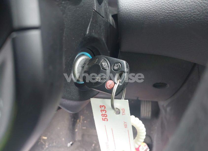 Photo 11 of 2016 Ford Focus SE (VIN 1FADP3F24GL255000)