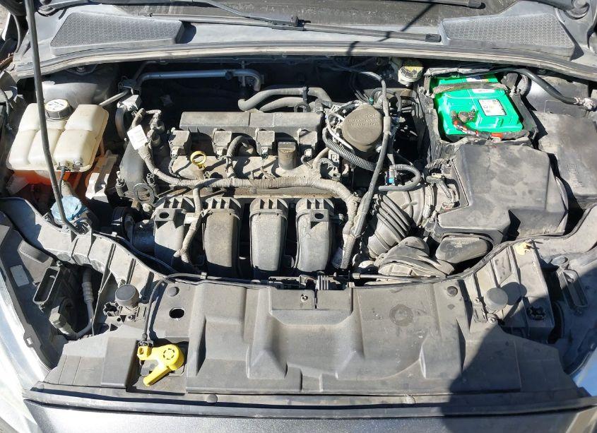 Photo 10 of 2016 Ford Focus SE (VIN 1FADP3F24GL282908)