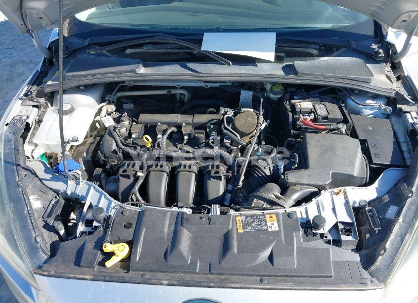 Photo 10 of 2016 Ford Focus SE (VIN 1FADP3F24GL291494)