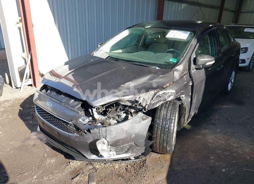 Photo 6 of 2016 Ford Focus SE (VIN 1FADP3F24GL304907)