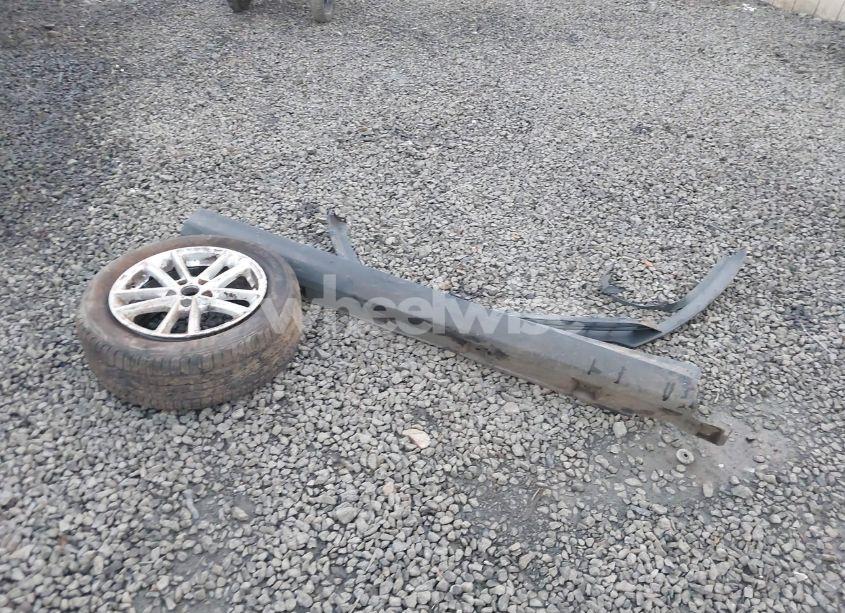 Photo 12 of 2016 Ford Focus SE (VIN 1FADP3F24GL347840)