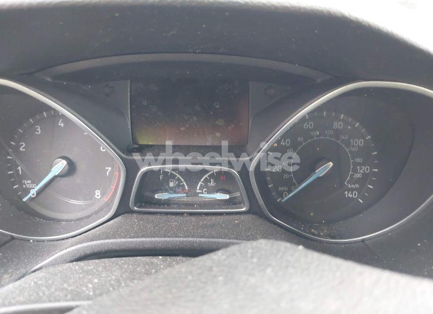 Photo 7 of 2016 Ford Focus SE (VIN 1FADP3F24GL381714)