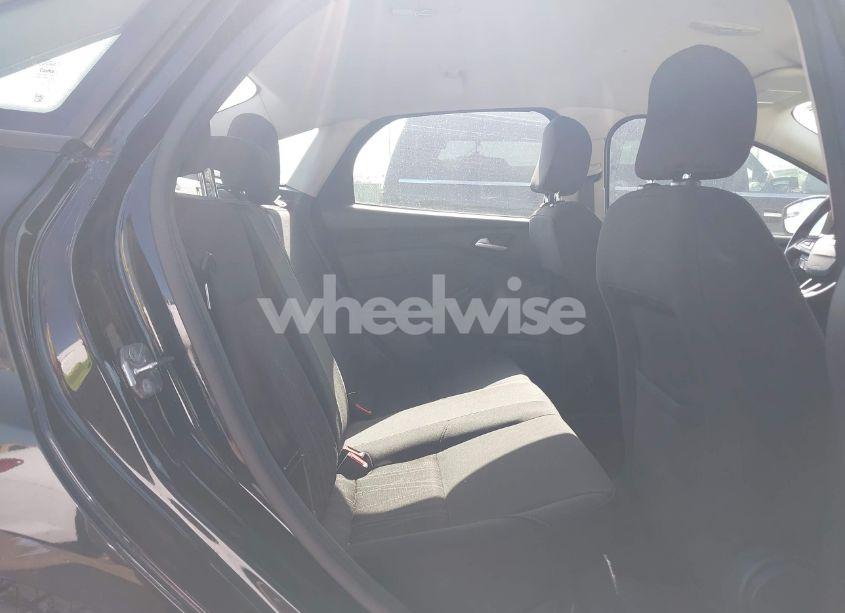 Photo 8 of 2017 Ford Focus SE (VIN 1FADP3F24HL217719)