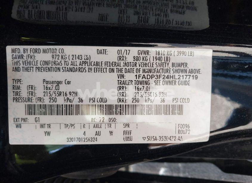 Photo 9 of 2017 Ford Focus SE (VIN 1FADP3F24HL217719)