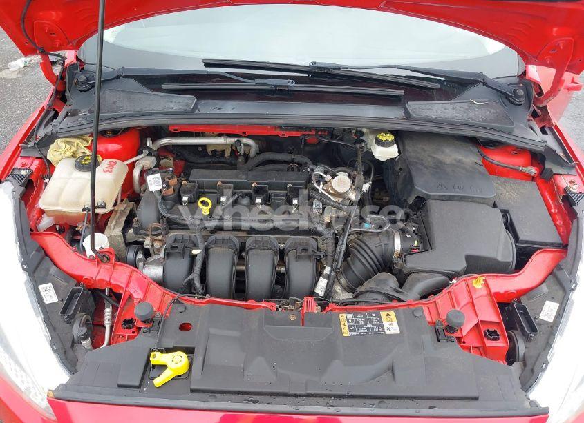 Photo 10 of 2017 Ford Focus SE (VIN 1FADP3F24HL231118)