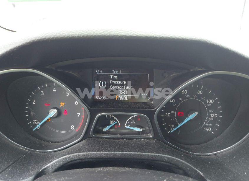 Photo 7 of 2017 Ford Focus SE (VIN 1FADP3F24HL231118)