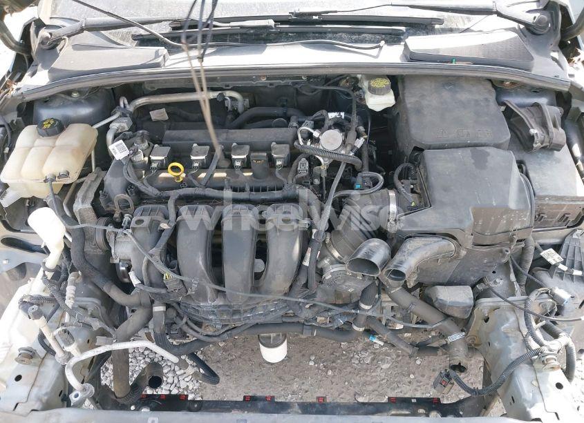 Photo 10 of 2017 Ford Focus SE (VIN 1FADP3F24HL243608)