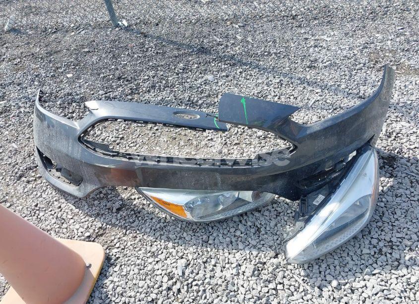 Photo 12 of 2017 Ford Focus SE (VIN 1FADP3F24HL243608)