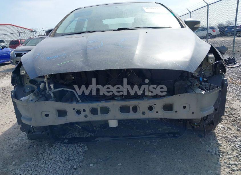 Photo 6 of 2017 Ford Focus SE (VIN 1FADP3F24HL243608)