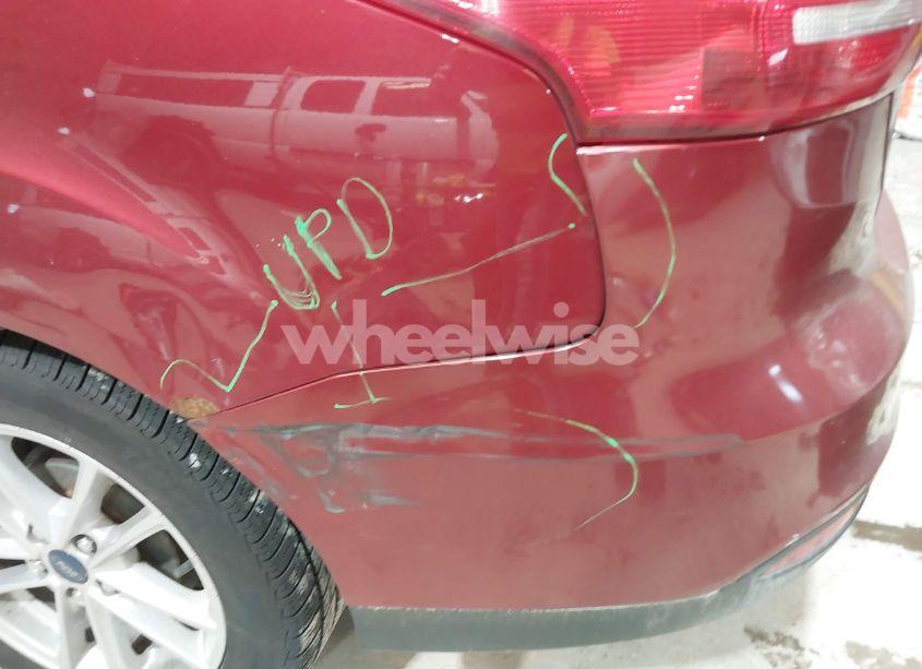 Photo 18 of 2017 Ford Focus SE (VIN 1FADP3F24HL258139)