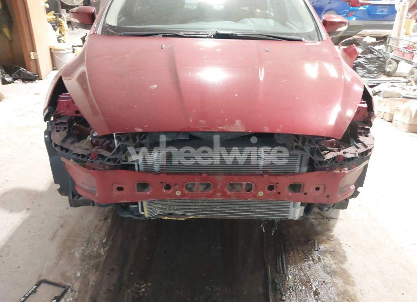 Photo 6 of 2017 Ford Focus SE (VIN 1FADP3F24HL258139)