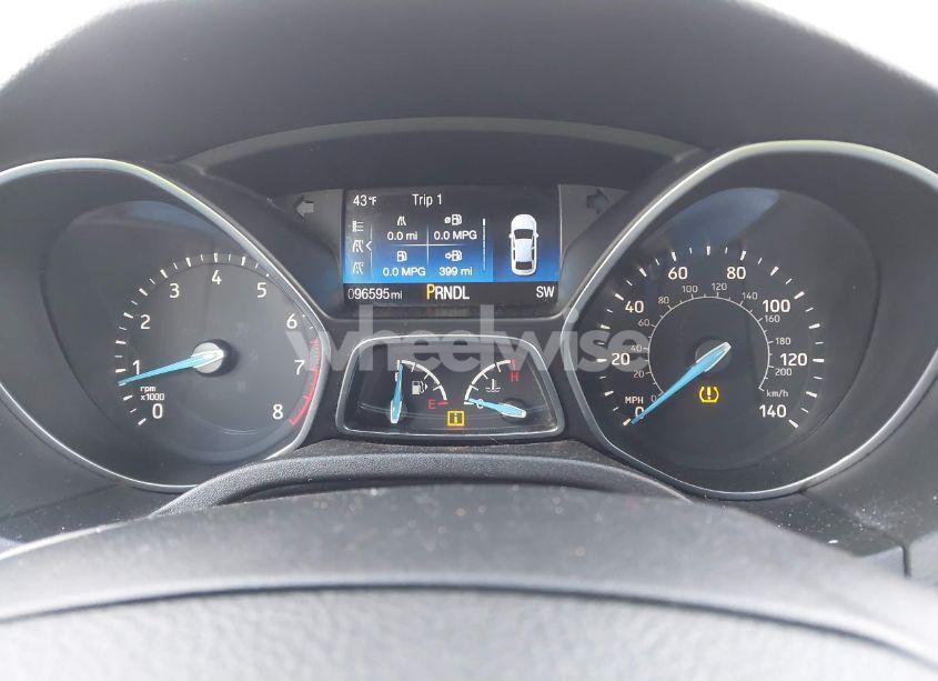 Photo 7 of 2017 Ford Focus SE (VIN 1FADP3F24HL340615)