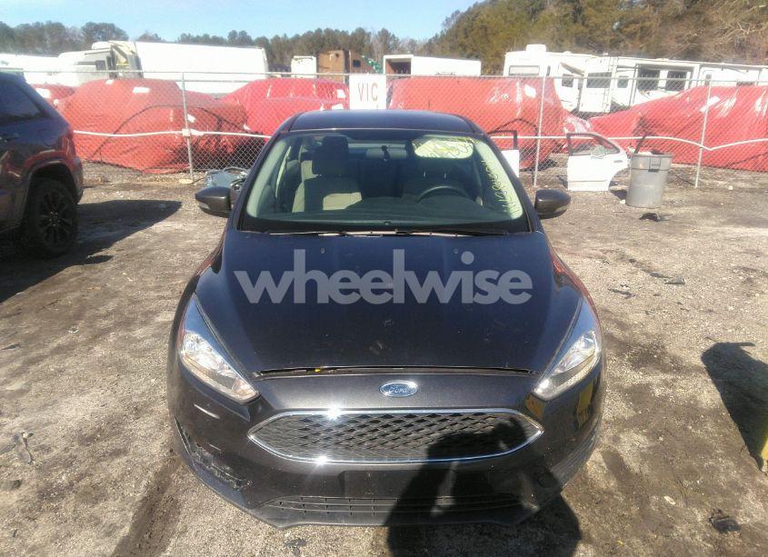 Photo 11 of 2017 Ford Focus SE (VIN 1FADP3F24HL341621)