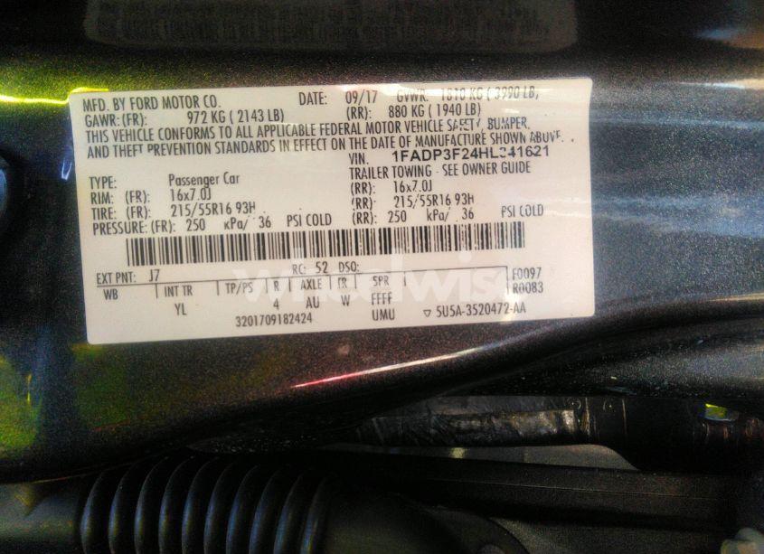 Photo 9 of 2017 Ford Focus SE (VIN 1FADP3F24HL341621)