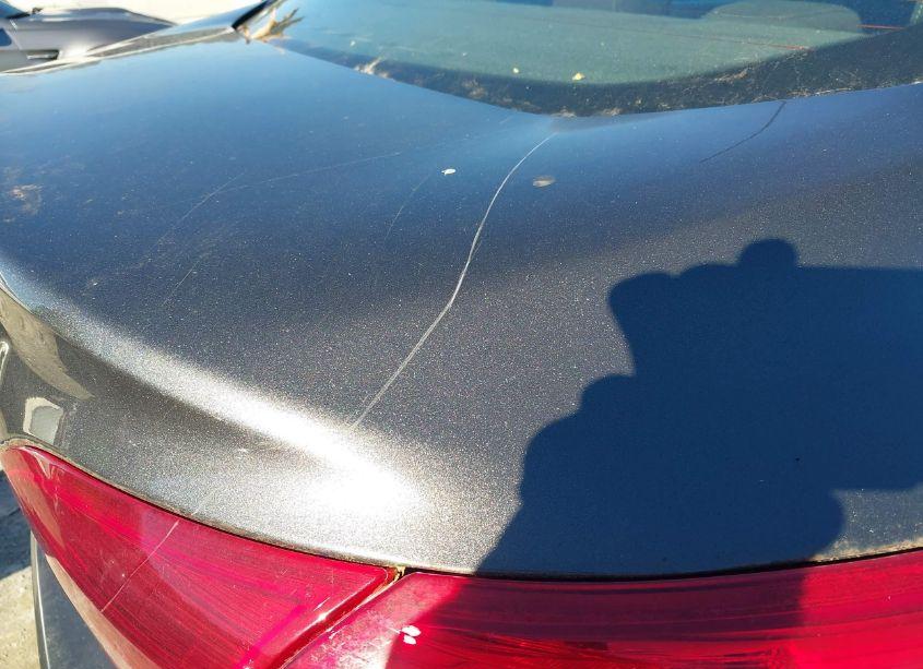 Photo 17 of 2018 Ford Focus SE (VIN 1FADP3F24JL207102)