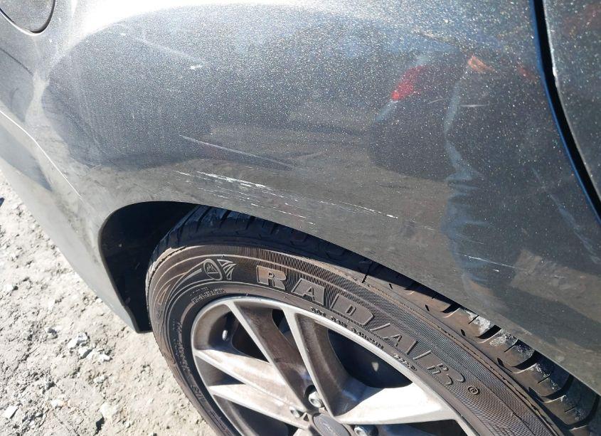 Photo 6 of 2018 Ford Focus SE (VIN 1FADP3F24JL207102)