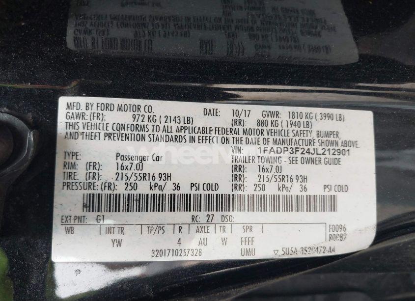 Photo 9 of 2018 Ford Focus SE (VIN 1FADP3F24JL212901)