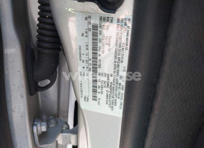 Photo 9 of 2018 Ford Focus SE (VIN 1FADP3F24JL237037)