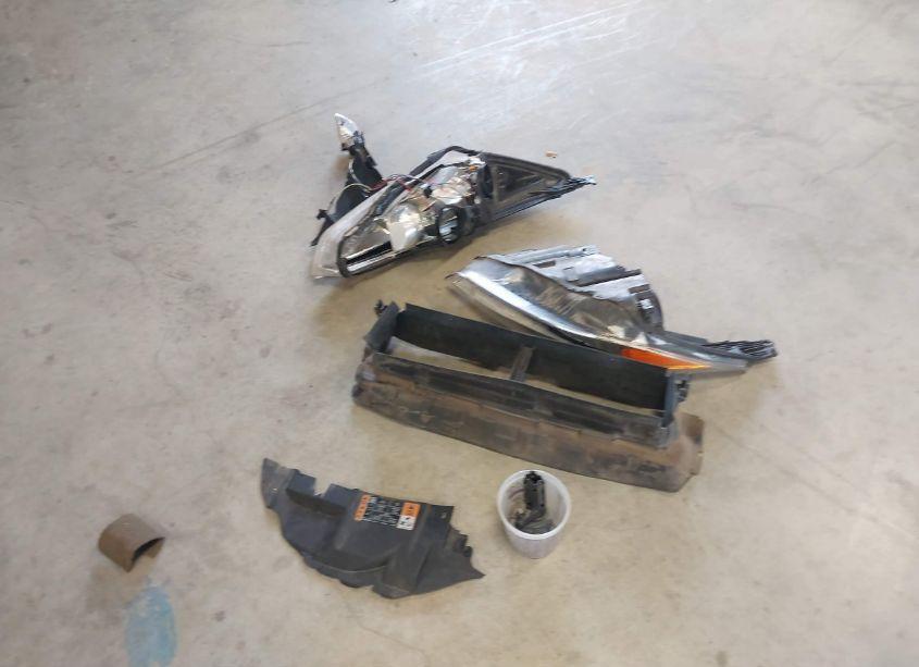 Photo 12 of 2018 Ford Focus SE (VIN 1FADP3F24JL250595)