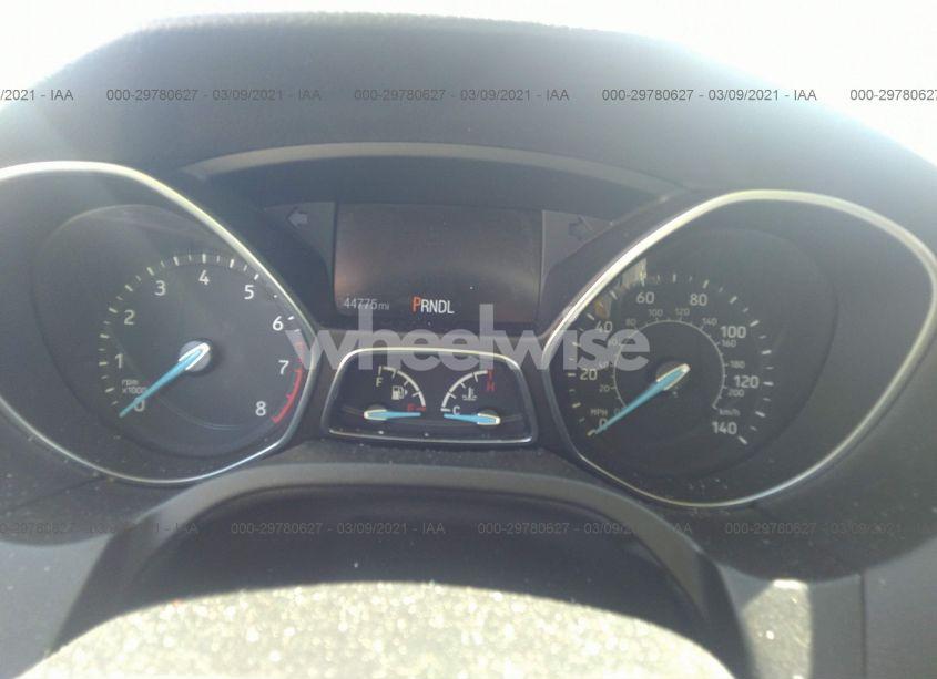 Photo 7 of 2018 Ford Focus SE (VIN 1FADP3F24JL262195)