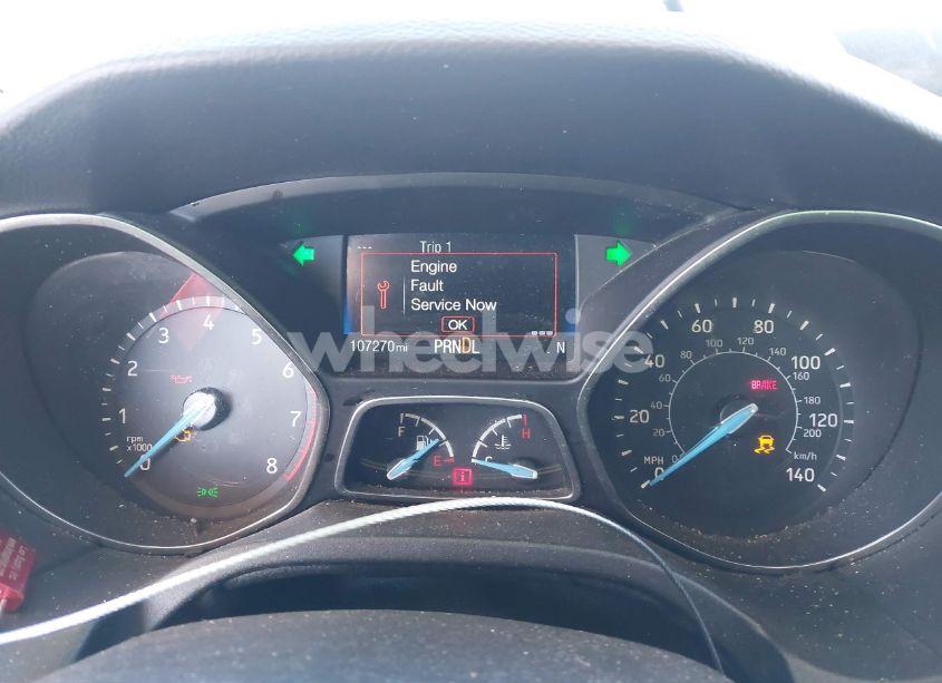 Photo 15 of 2018 Ford Focus SE (VIN 1FADP3F24JL294869)