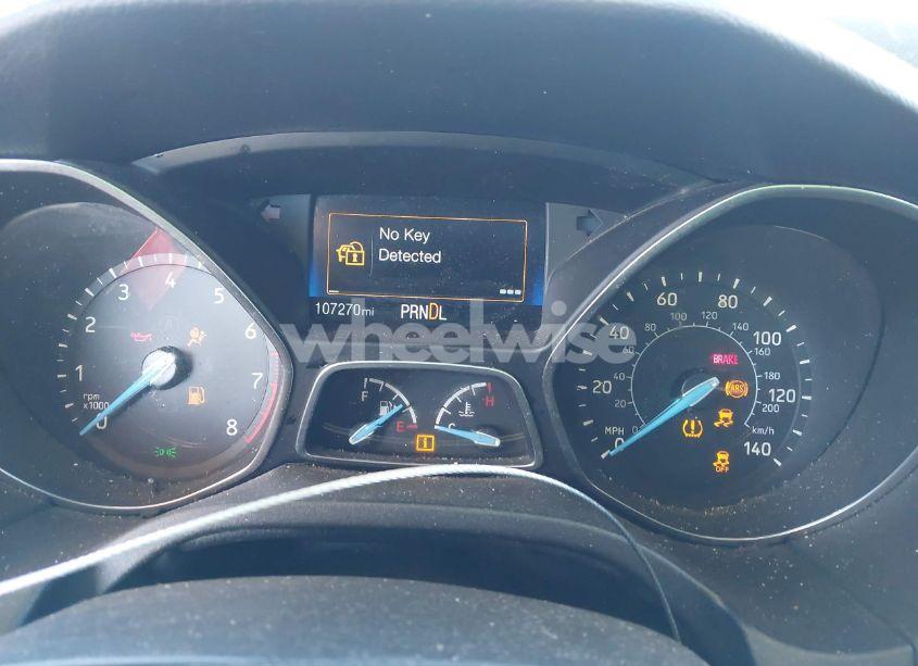 Photo 7 of 2018 Ford Focus SE (VIN 1FADP3F24JL294869)