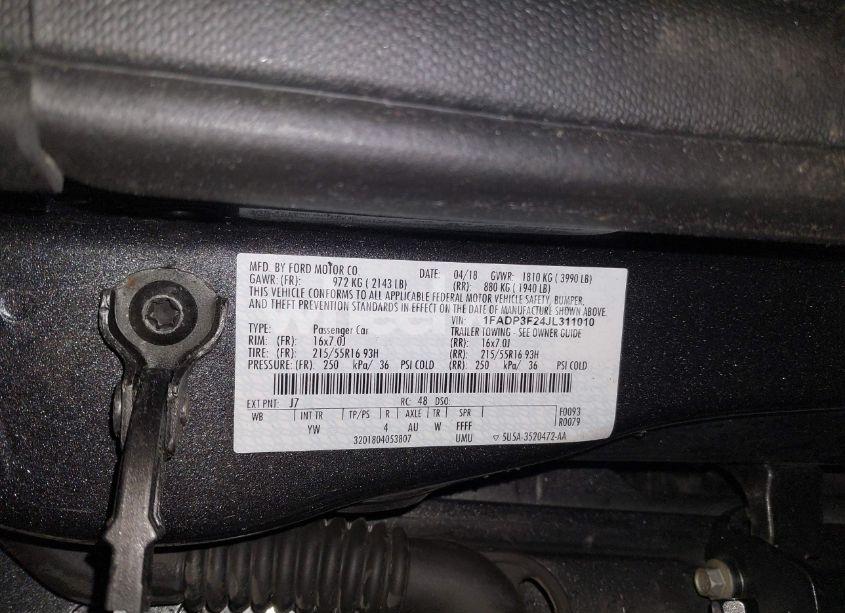 Photo 9 of 2018 Ford Focus SE (VIN 1FADP3F24JL311010)