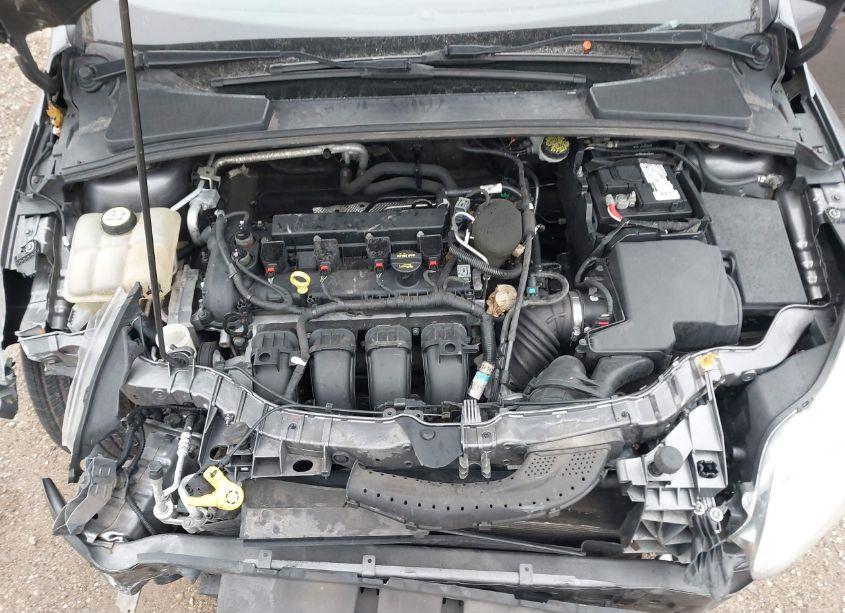 Photo 10 of 2013 Ford Focus SE (VIN 1FADP3F25DL112018)