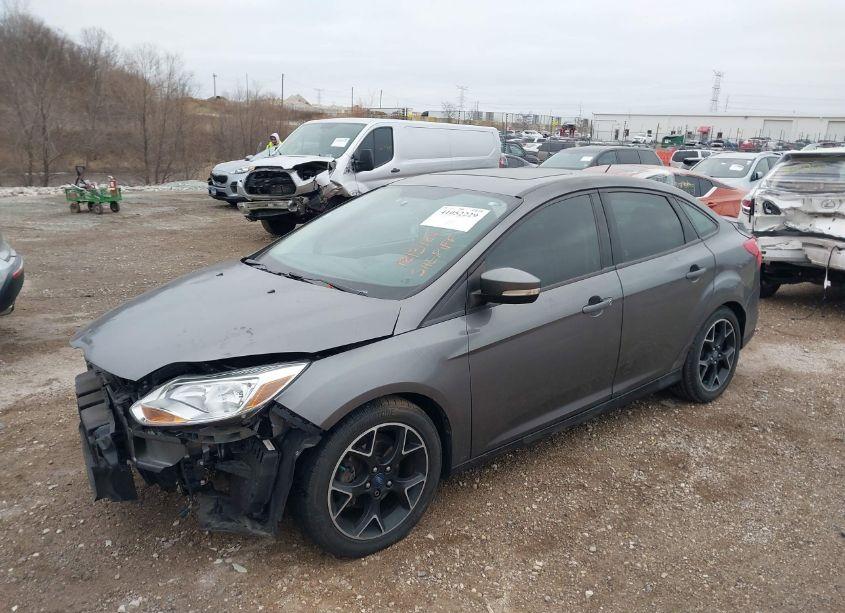 Photo 2 of 2013 Ford Focus SE (VIN 1FADP3F25DL112018)