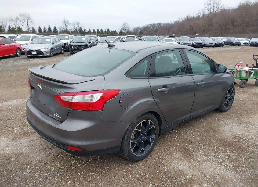 Photo 4 of 2013 Ford Focus SE (VIN 1FADP3F25DL112018)