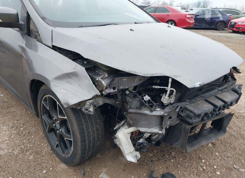 Photo 6 of 2013 Ford Focus SE (VIN 1FADP3F25DL112018)