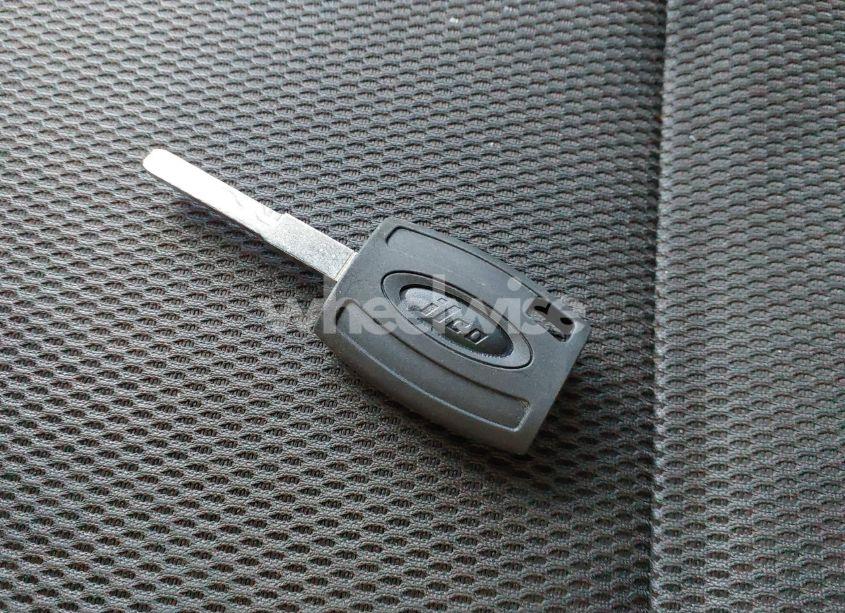 Photo 11 of 2013 Ford Focus SE (VIN 1FADP3F25DL136822)