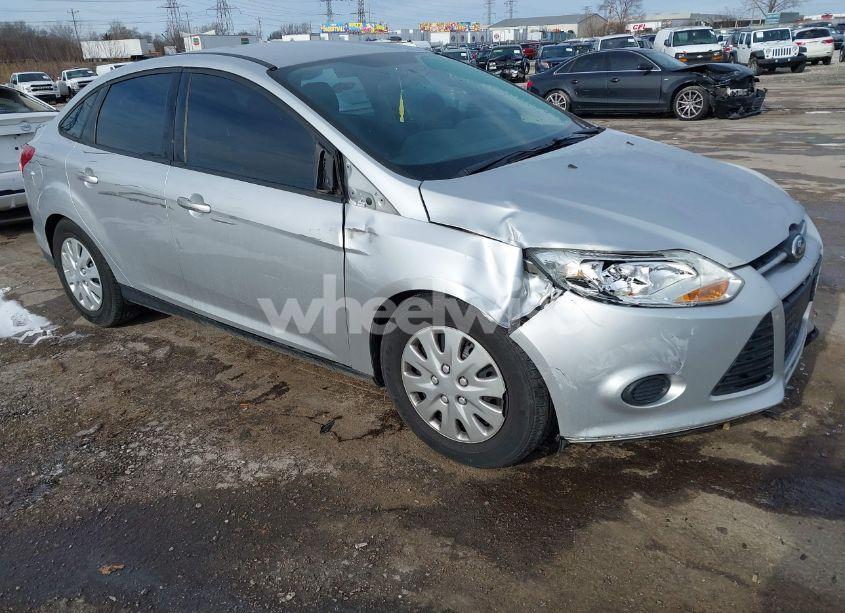 Photo 6 of 2013 Ford Focus SE (VIN 1FADP3F25DL136822)