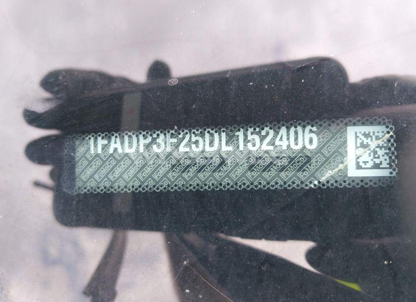 Photo 9 of 2013 Ford Focus SE (VIN 1FADP3F25DL152406)