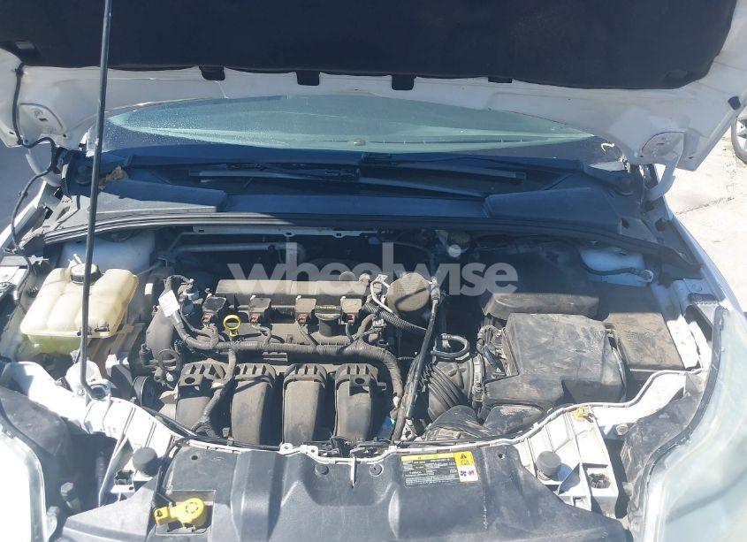 Photo 10 of 2013 Ford Focus SE (VIN 1FADP3F25DL171702)