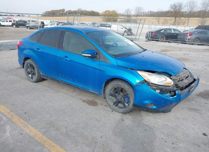 2013 Ford Focus SE (VIN 1FADP3F25DL183767) main photo