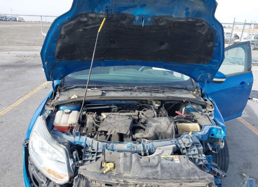 Photo 10 of 2013 Ford Focus SE (VIN 1FADP3F25DL183767)