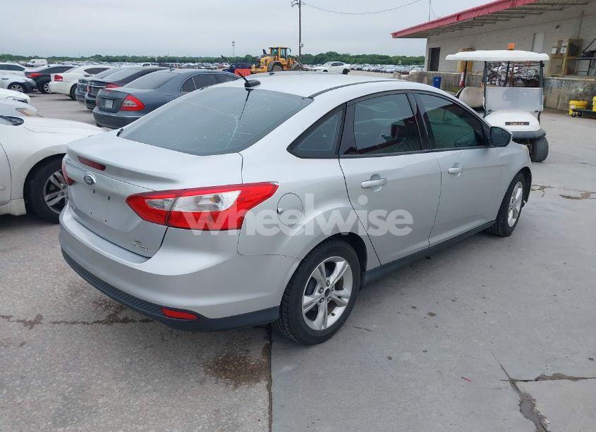Photo 4 of 2013 Ford Focus SE (VIN 1FADP3F25DL189133)