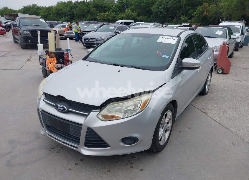 Photo 6 of 2013 Ford Focus SE (VIN 1FADP3F25DL189133)