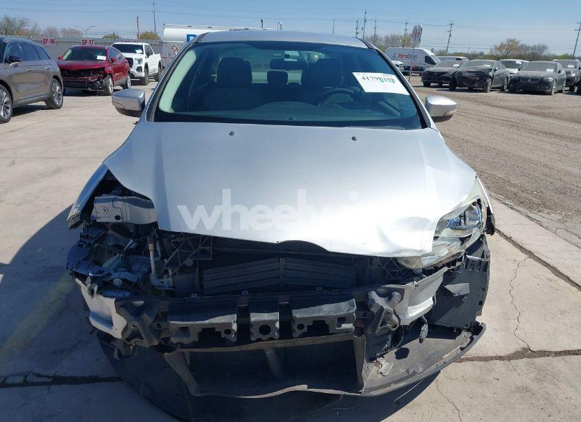 Photo 13 of 2013 Ford Focus SE (VIN 1FADP3F25DL204276)