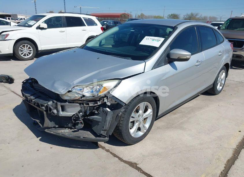 Photo 2 of 2013 Ford Focus SE (VIN 1FADP3F25DL204276)